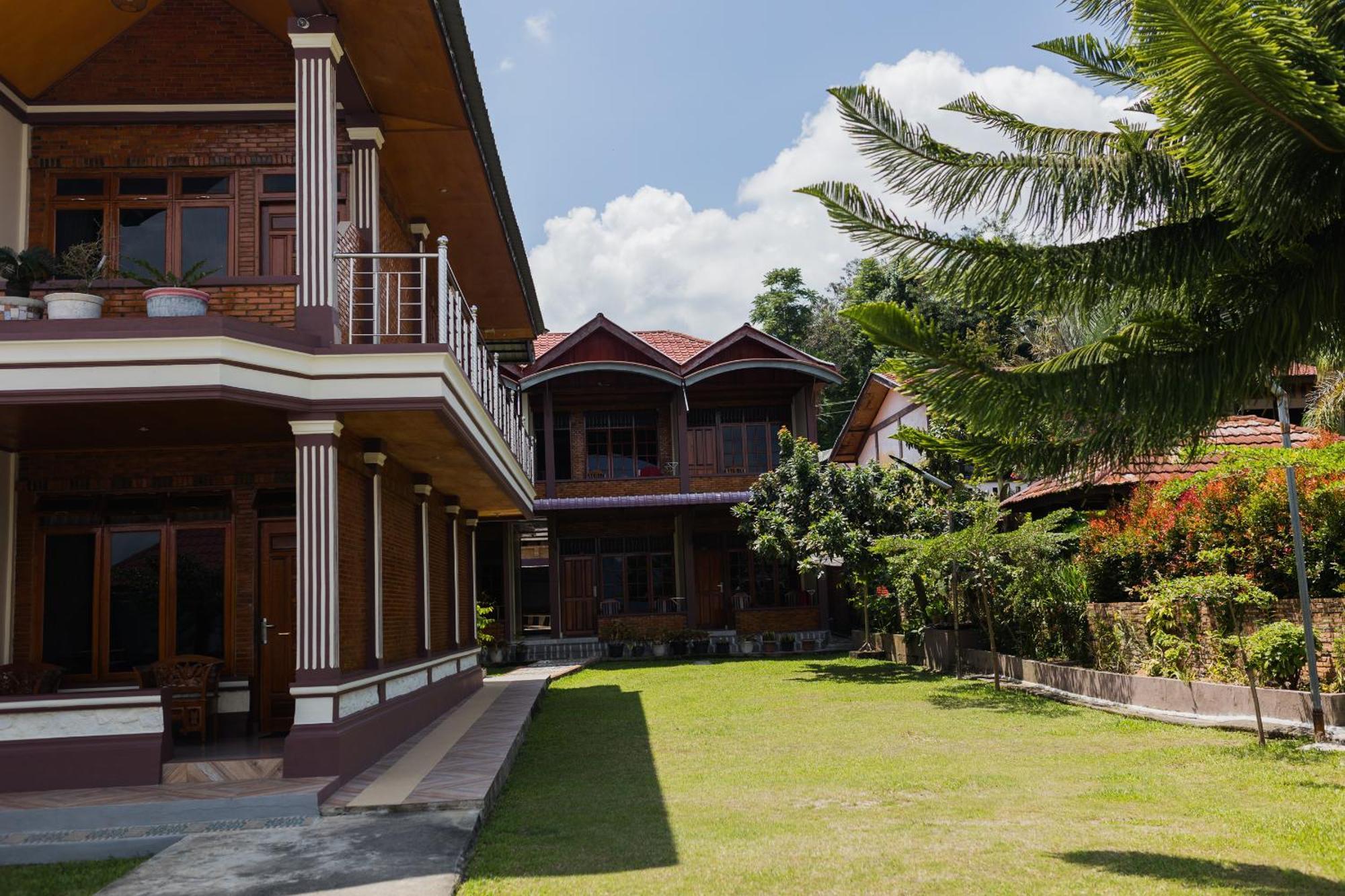 Gokhon Guest House Tuktuk Siadong Exterior foto