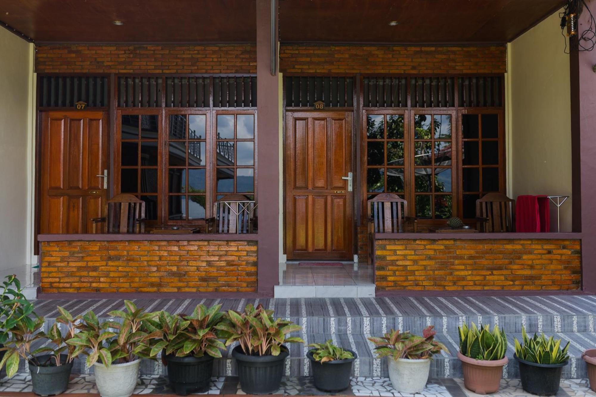Gokhon Guest House Tuktuk Siadong Exterior foto