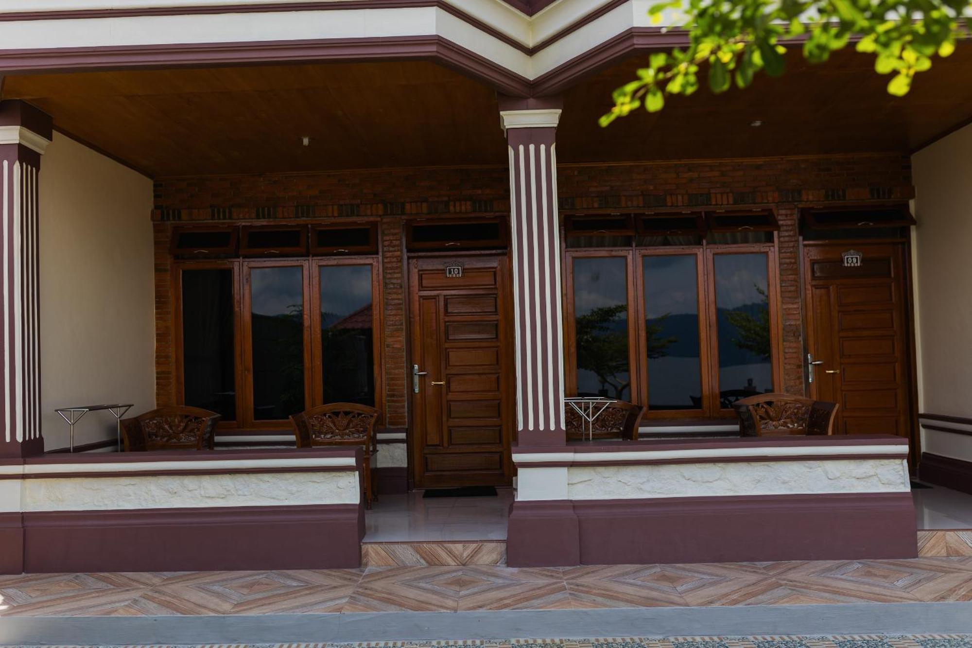 Gokhon Guest House Tuktuk Siadong Exterior foto