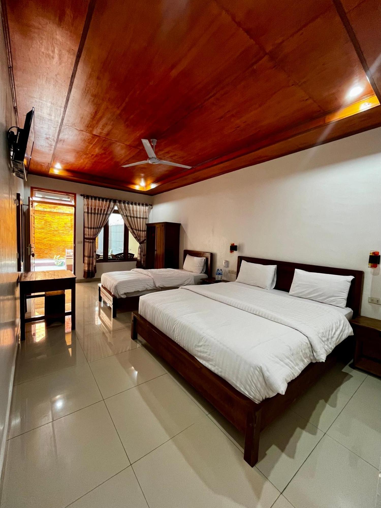 Gokhon Guest House Tuktuk Siadong Exterior foto